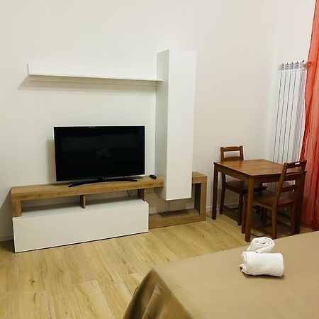 Easy Room Italy Rogoredo Milán Exterior foto