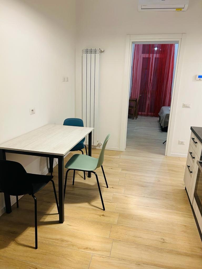 Easy Room Italy Rogoredo Milán Exterior foto